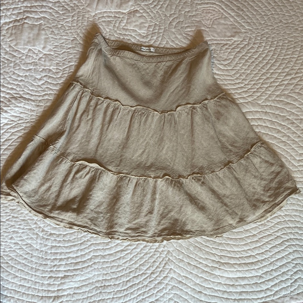 Allen Allen Beige A-Line Linen Skirt
Size Small (Juniors)